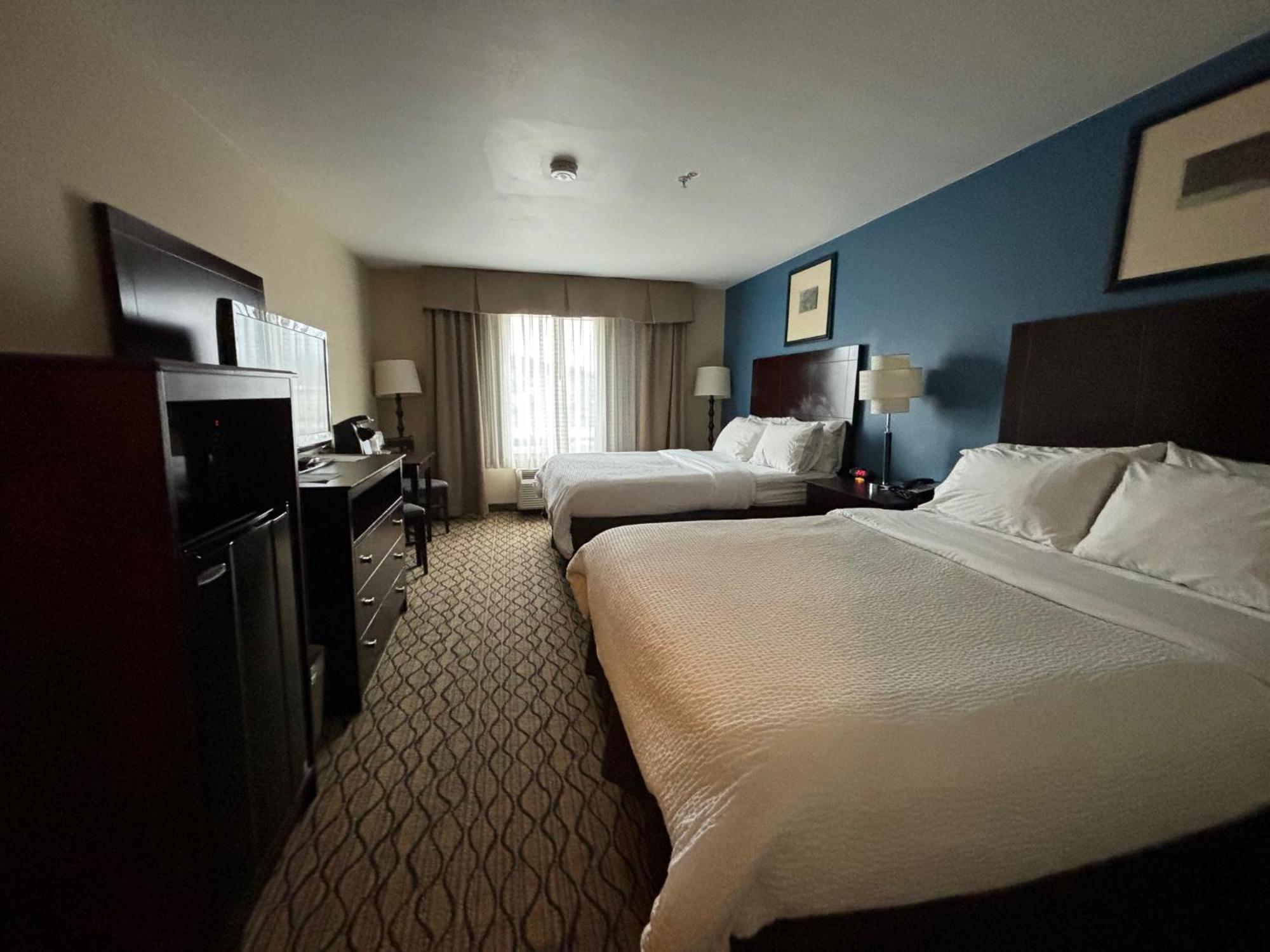 Holiday Inn Express Belle Vernon Екстер'єр фото